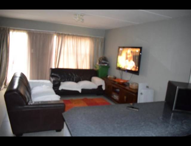 3 BEDROOM TOWNHOUSE FOR SALE IN LYNDHURST